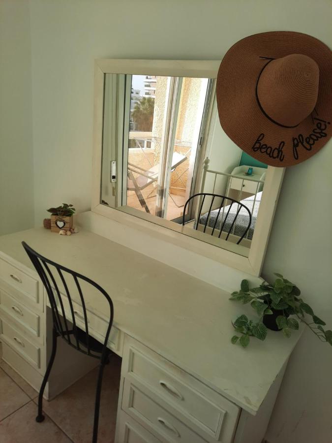 Sea-Esta Seaview Apartment, 200 Meters To The Beach ลาร์นาคา ภายนอก รูปภาพ